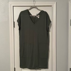 Loft Lounge Green Sweatshirt Dress Large short sleeve